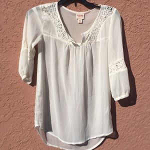 Mossimo 3/4 sleeve beige blouse
